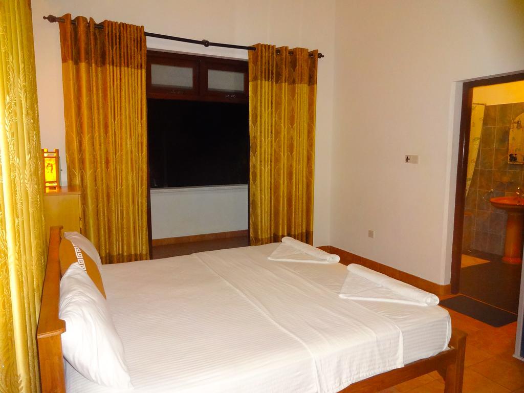 נגומבו The Blue Beach Guesthouse מראה חיצוני תמונה