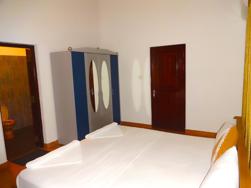 נגומבו The Blue Beach Guesthouse מראה חיצוני תמונה