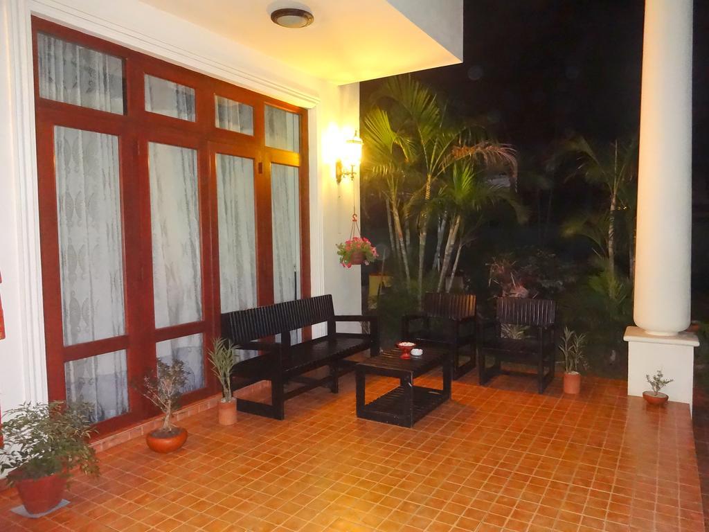 נגומבו The Blue Beach Guesthouse מראה חיצוני תמונה