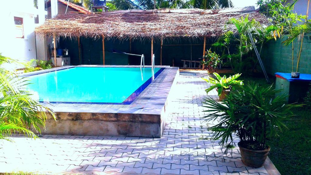 נגומבו The Blue Beach Guesthouse מראה חיצוני תמונה
